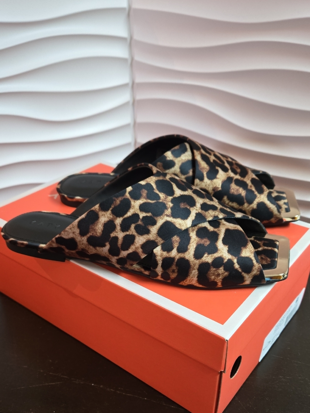 Katy Perry Collections The Checked In Slide Leopard Print Satin - Picture 2 of 6
